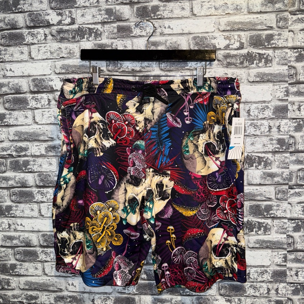 Fresh Prints Of Bel-Air Drill Clothing Co Men's board shorts Skull Schrooms  XL